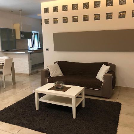 Apartamento La Porta Nel Giardino Asti Exterior foto