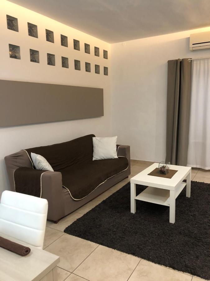 Apartamento La Porta Nel Giardino Asti Exterior foto